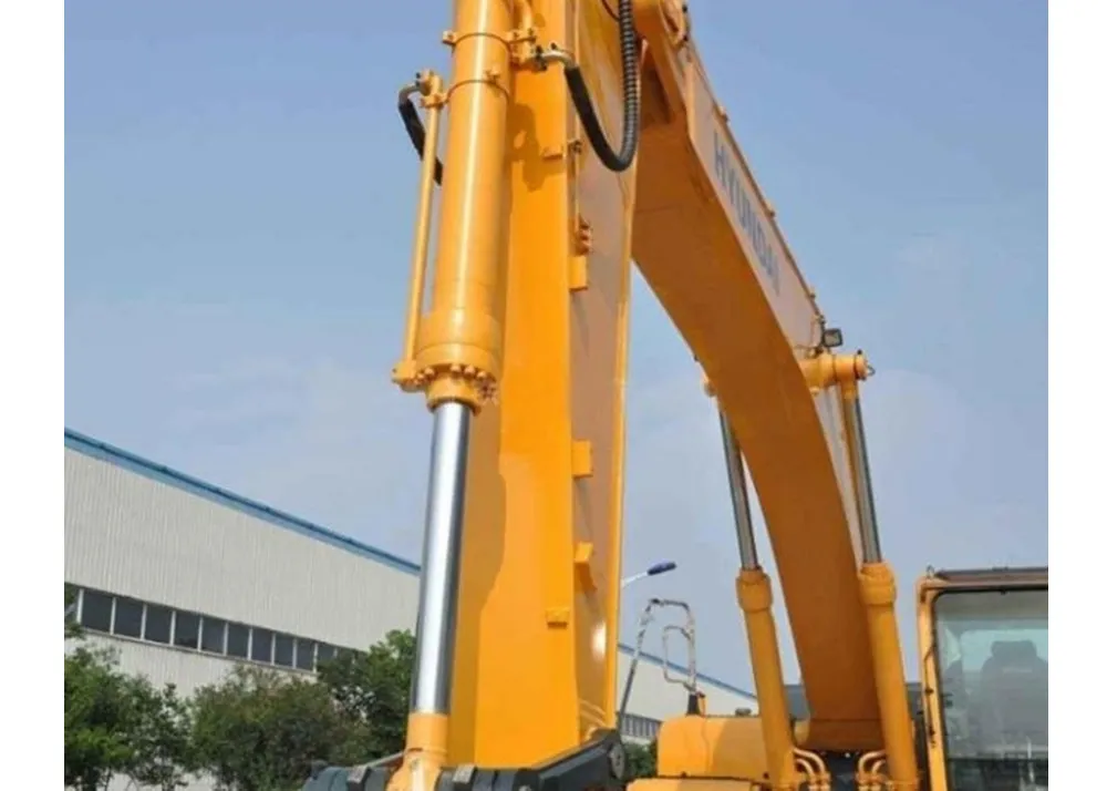 Varför ändrar hydraulcylindrar färg på grävmaskiner?